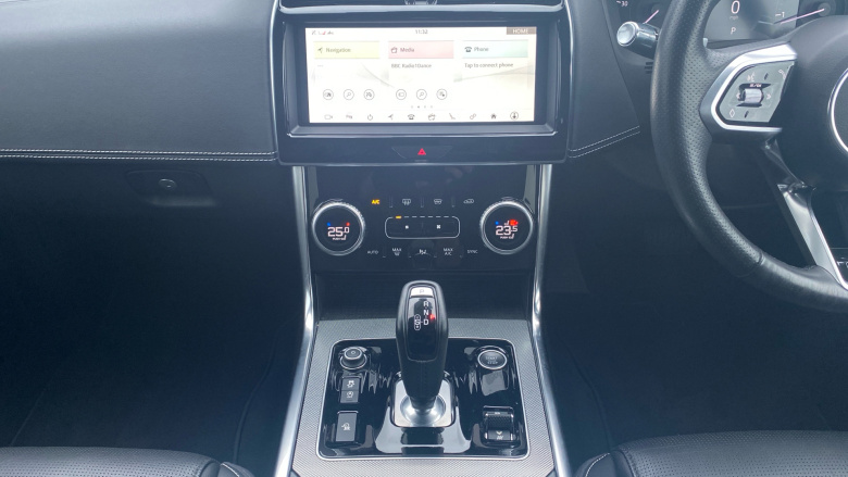 Jaguar XE 2.0 Reims Edition 4dr Auto Petrol Saloon